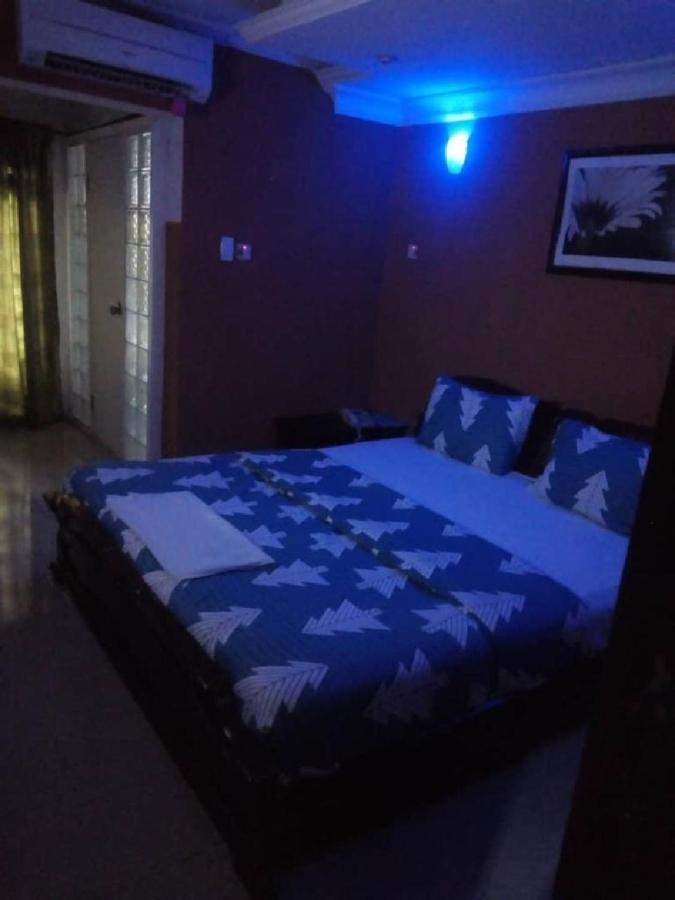 Theodawn Hotels @ Suite 29 Ikeja Extérieur photo
