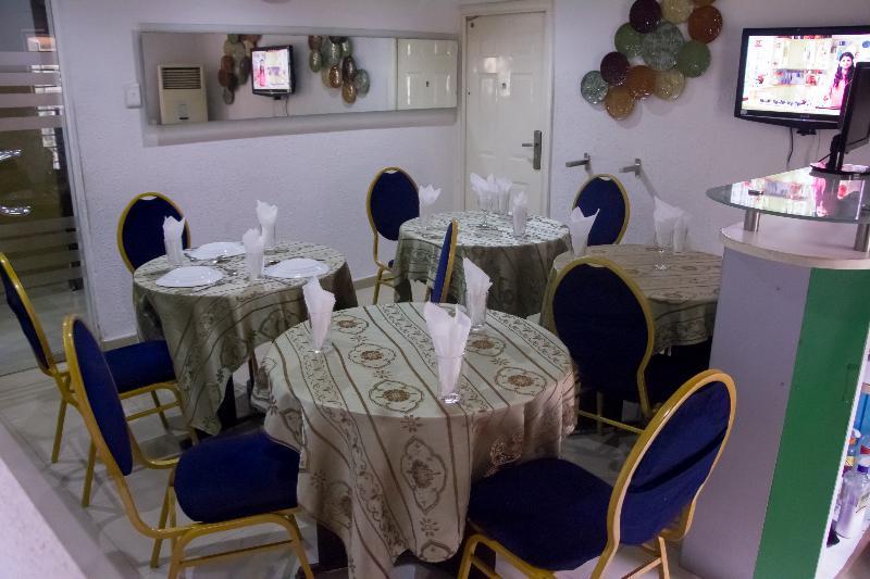 Theodawn Hotels @ Suite 29 Ikeja Extérieur photo