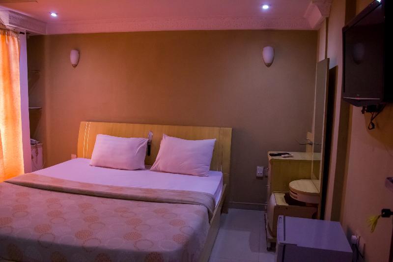 Theodawn Hotels @ Suite 29 Ikeja Extérieur photo